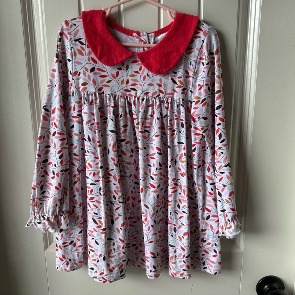 Stitchy Fish Shirt Leaf Pattern with Red Collar